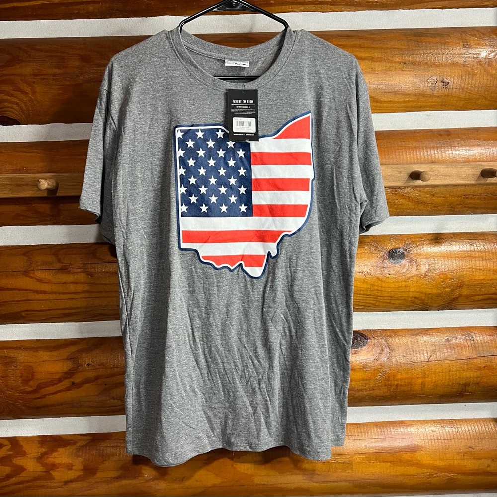Patriotic Gray T-Shirt with USA Map Design‎
